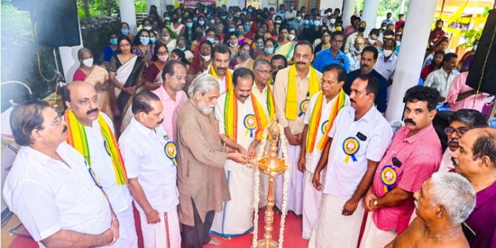സംയുക്ത ചതയാഘോഷം ചരിത്ര വിജയമാക്കി മാറ്റണം ; കെ. പത്മകുമാർ സംയുക്ത ചതയാഘോഷം ചരിത്ര വിജയമാക്കി മാറ്റണം ; കെ. പത്മകുമാർ