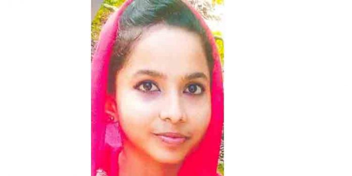 ബൈക്ക് അപകടം : മെഡിക്കല് വിദ്യാര്ത്ഥിനി മരിച്ചു ബൈക്ക് അപകടം : മെഡിക്കല് വിദ്യാര്ത്ഥിനി മരിച്ചു