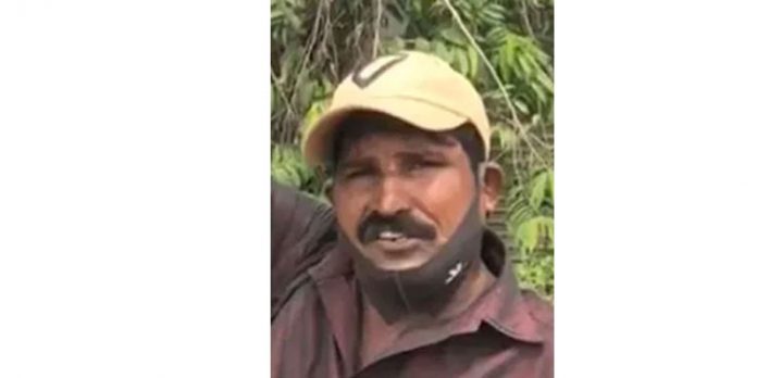 കഴക്കൂട്ടത്ത് ആക്രിക്കാരന്റെ ചവിട്ടേറ്റ് ഗൃഹനാഥന് മരിച്ച കേസില് പ്രതി പിടിയില് കഴക്കൂട്ടത്ത് ആക്രിക്കാരന്റെ ചവിട്ടേറ്റ് ഗൃഹനാഥന് മരിച്ച കേസില് പ്രതി പിടിയില്