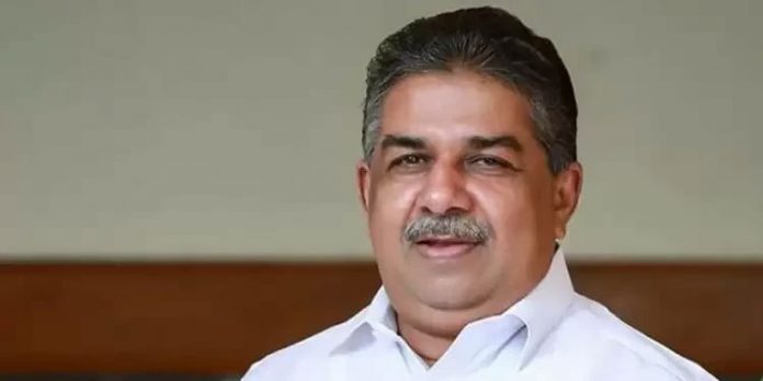 സജി ചെറിയാന്റെ പ്രസംഗ ദൃശ്യങ്ങള് ഇല്ലെന്ന് സിപിഎം : ആരുതന്നാലും തെളിവായി സ്വീകരിക്കുമെന്ന് പോലീസ് സജി ചെറിയാന്റെ പ്രസംഗ ദൃശ്യങ്ങള് ഇല്ലെന്ന് സിപിഎം : ആരുതന്നാലും തെളിവായി സ്വീകരിക്കുമെന്ന് പോലീസ്