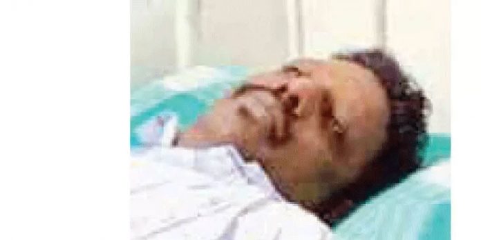 അകലാട് ബീച്ചിൽ വീടുകയറി ആക്രമണം ; ഗൃഹനാഥനും കുടുംബാംഗങ്ങൾക്കും പരിക്ക് അകലാട് ബീച്ചിൽ വീടുകയറി ആക്രമണം ; ഗൃഹനാഥനും കുടുംബാംഗങ്ങൾക്കും പരിക്ക്