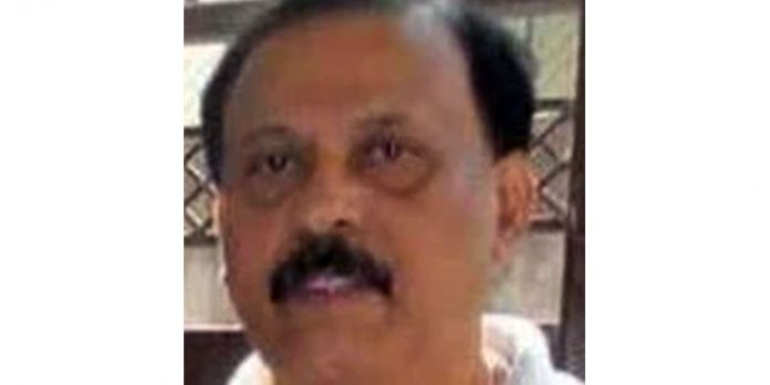 കേരള രഞ്ജി ട്രോഫി ക്രിക്കറ്റ് ടീം മുന് ക്യാപ്റ്റന് ഒ.കെ രാംദാസ് ഹൃദയാഘാതത്തെ തുടര്ന്ന് അന്തരിച്ചു കേരള രഞ്ജി ട്രോഫി ക്രിക്കറ്റ് ടീം മുന് ക്യാപ്റ്റന് ഒ.കെ രാംദാസ് ഹൃദയാഘാതത്തെ തുടര്ന്ന് അന്തരിച്ചു