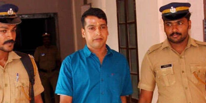 നടിയെ ആക്രമിച്ച കേസ് : പള്സര് സുനിയുടെ ജാമ്യാപേക്ഷ സുപ്രീം കോടതി തള്ളി നടിയെ ആക്രമിച്ച കേസ് : പള്സര് സുനിയുടെ ജാമ്യാപേക്ഷ സുപ്രീം കോടതി തള്ളി