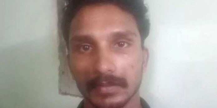 യുവാവ് കുത്തേറ്റ് മരിച്ച സംഭവത്തില് കൂട്ടാളികളായ യുവാക്കള് പോലീസ് പിടിയില് യുവാവ് കുത്തേറ്റ് മരിച്ച സംഭവത്തില് കൂട്ടാളികളായ യുവാക്കള് പോലീസ് പിടിയില്