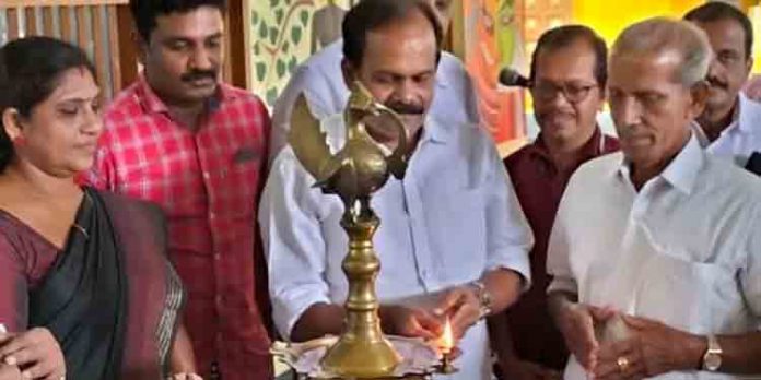 ശ്രീനാരായണ എംപ്ലോയീസ് ഫോറത്തിന്റെ ആദ്യ ശാഖാതല യൂണിറ്റ് ആരംഭിച്ചു ശ്രീനാരായണ എംപ്ലോയീസ് ഫോറത്തിന്റെ ആദ്യ ശാഖാതല യൂണിറ്റ് ആരംഭിച്ചു