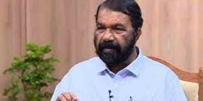 പ്ലസ് ടു വിദ്യാര്ത്ഥികളുടെ സ്പെഷ്യല് ഫീസ് തിരികെ നല്കാന് നിര്ദ്ദേശം പ്ലസ് ടു വിദ്യാര്ത്ഥികളുടെ സ്പെഷ്യല് ഫീസ് തിരികെ നല്കാന് നിര്ദ്ദേശം
