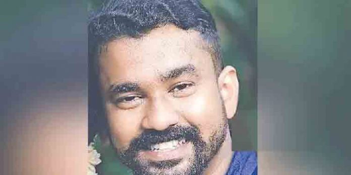 വിവാഹ വാഗ്ദാനം നല്കി പീഡനം ; ഒത്തുതീര്പ്പിനൊടുവില് രഹസ്യമായി മറ്റൊരു വിവാഹത്തിനൊരുങ്ങി അറസ്റ്റിലായി വിവാഹ വാഗ്ദാനം നല്കി പീഡനം ; ഒത്തുതീര്പ്പിനൊടുവില് രഹസ്യമായി മറ്റൊരു വിവാഹത്തിനൊരുങ്ങി അറസ്റ്റിലായി