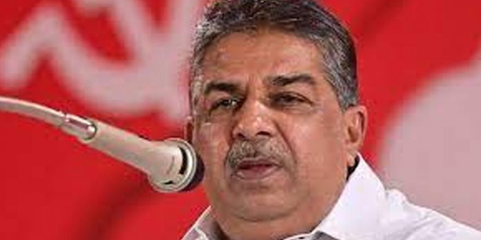 മന്ത്രി സജി ചെറിയാന്റെ ഭരണഘടനാ ആക്ഷേപത്തില് അന്വേഷണം മന്ത്രി സജി ചെറിയാന്റെ ഭരണഘടനാ ആക്ഷേപത്തില് അന്വേഷണം