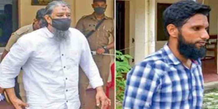 വളപട്ടണം ഐഎസ് കേസ് ; പ്രതികളായ മിഥിലാജിനും അബ്ദുള് റസാഖിനും കോടതി ഏഴ് വര്ഷം തടവും പിഴയും വിധിച്ചു വളപട്ടണം ഐഎസ് കേസ് ; പ്രതികളായ മിഥിലാജിനും അബ്ദുള് റസാഖിനും കോടതി ഏഴ് വര്ഷം തടവും പിഴയും വിധിച്ചു