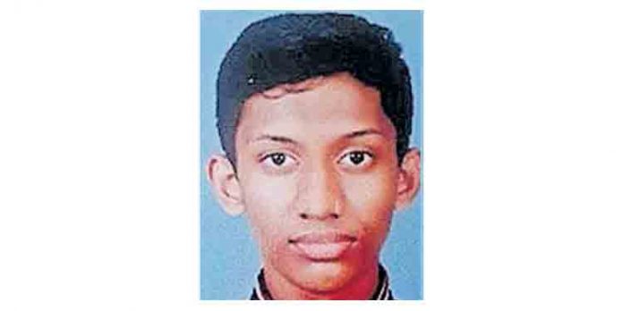 വിദ്യാർഥി വീടിനുള്ളിൽ മരിച്ച നിലയിൽ ; വില്ലനായത് മൊബൈൽ ഗെയിമെന്ന് സംശയം വിദ്യാർഥി വീടിനുള്ളിൽ മരിച്ച നിലയിൽ ; വില്ലനായത് മൊബൈൽ ഗെയിമെന്ന് സംശയം