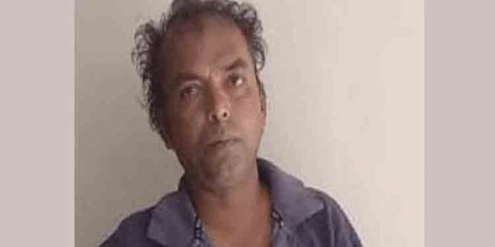 മുഹ് യദ്ദീന് ജുമാ മസ്ജിദില് ചാണകം കൊണ്ടിട്ട സംഭവo ; ഒരാൾ അറസ്റ്റിൽ മുഹ് യദ്ദീന് ജുമാ മസ്ജിദില് ചാണകം കൊണ്ടിട്ട സംഭവo ; ഒരാൾ അറസ്റ്റിൽ