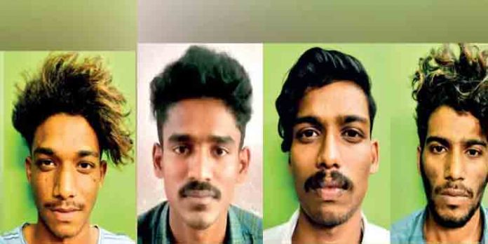 റെയില്വേ ട്രാക്കുകള് കേന്ദ്രീകരിച്ച് മയക്കുമരുന്ന് ഉപയോഗം : അഞ്ചുപേര് അറസ്റ്റില് റെയില്വേ ട്രാക്കുകള് കേന്ദ്രീകരിച്ച് മയക്കുമരുന്ന് ഉപയോഗം : അഞ്ചുപേര് അറസ്റ്റില്
