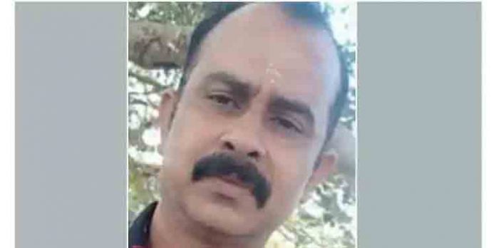 നെഞ്ചുവേദനയെ തുടര്ന്ന് ആശുപത്രിയില് പ്രവേശിപ്പിച്ച മലയാളി സൗദിയില് മരിച്ചു നെഞ്ചുവേദനയെ തുടര്ന്ന് ആശുപത്രിയില് പ്രവേശിപ്പിച്ച മലയാളി സൗദിയില് മരിച്ചു