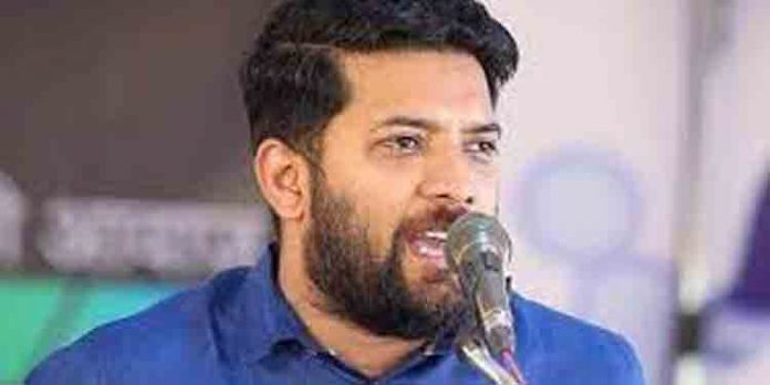 അറസ്റ്റ് വ്യാജമായുണ്ടാക്കിയതാണ് ; കോടതിയിയിലും രാഷ്ട്രീയമായും നേരിടാന് യൂത്ത്കോണ്ഗ്രസിന് അറിയാമെന്ന് ഷാഫി പറമ്പില് പറഞ്ഞു അറസ്റ്റ് വ്യാജമായുണ്ടാക്കിയതാണ് ; കോടതിയിയിലും രാഷ്ട്രീയമായും നേരിടാന് യൂത്ത്കോണ്ഗ്രസിന് അറിയാമെന്ന് ഷാഫി പറമ്പില് പറഞ്ഞു