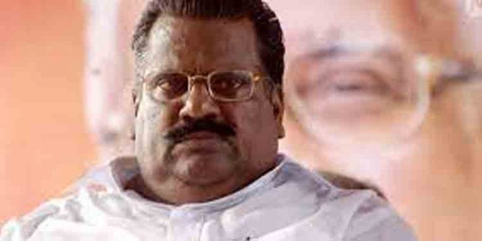 വിമാനത്തിലെ പ്രതിഷേധം : ഇപി ജയരാജനെതിരെ കേസ് എടുക്കാന് ഉത്തരവ് വിമാനത്തിലെ പ്രതിഷേധം : ഇപി ജയരാജനെതിരെ കേസ് എടുക്കാന് ഉത്തരവ്