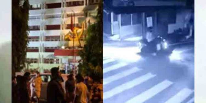 എകെജി സെന്റര് കേസ് : പോലീസ് അവസാനിപ്പിച്ചേക്കും എകെജി സെന്റര് കേസ് : പോലീസ് അവസാനിപ്പിച്ചേക്കും