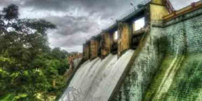 പീച്ചി ഡാമിന്റെ ഷട്ടറുകള് വീണ്ടും ഉയര്ത്താന് തീരുമാനo പീച്ചി ഡാമിന്റെ ഷട്ടറുകള് വീണ്ടും ഉയര്ത്താന് തീരുമാനo