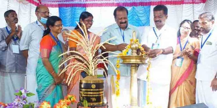 കാലത്തിനനുസരിച്ച് വിദ്യാഭ്യാസ രംഗത്തും മാറ്റം സൃഷ്ടിക്കണം : മന്ത്രി കെ.രാധാകൃഷ്ണന് കാലത്തിനനുസരിച്ച് വിദ്യാഭ്യാസ രംഗത്തും മാറ്റം സൃഷ്ടിക്കണം : മന്ത്രി കെ.രാധാകൃഷ്ണന്