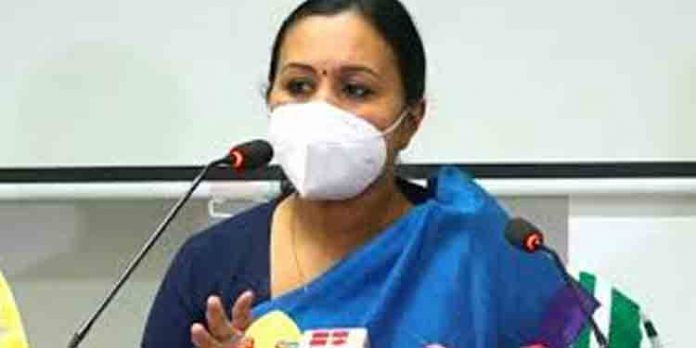 പന്തളം ബ്ലോക്ക് ആരോഗ്യമേള തുടക്കത്തിലെ കല്ലുകടി ; ബ്ലോക്ക് പഞ്ചായത്ത് പ്രസിഡന്റ് യോഗത്തില്നിന്ന് ഇറങ്ങിപ്പോയി പന്തളം ബ്ലോക്ക് ആരോഗ്യമേള തുടക്കത്തിലെ കല്ലുകടി ; ബ്ലോക്ക് പഞ്ചായത്ത് പ്രസിഡന്റ് യോഗത്തില്നിന്ന് ഇറങ്ങിപ്പോയി
