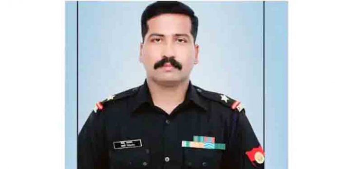 ദേശീയപാതയില് കാറും മിനിലോറിയും കൂട്ടിയിടിച്ചുണ്ടായ അപകടത്തില് കാര് ഓടിച്ചിരുന്ന സൈനികന് മരിച്ചു ദേശീയപാതയില് കാറും മിനിലോറിയും കൂട്ടിയിടിച്ചുണ്ടായ അപകടത്തില് കാര് ഓടിച്ചിരുന്ന സൈനികന് മരിച്ചു