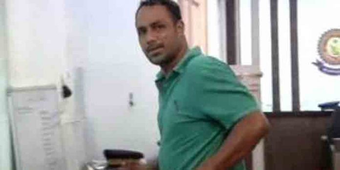 പാര്ക്കു ചെയ്തിരിക്കുന്ന വാഹനങ്ങള് കുത്തിത്തുറന്നു മോഷണം നടത്തുന്ന പ്രതികള് തൃപ്പൂണിത്തുറയില് പിടിയില് പാര്ക്കു ചെയ്തിരിക്കുന്ന വാഹനങ്ങള് കുത്തിത്തുറന്നു മോഷണം നടത്തുന്ന പ്രതികള് തൃപ്പൂണിത്തുറയില് പിടിയില്