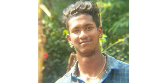 വെച്ചൂച്ചിറ കൊല്ലമുളയില് ഒഴുക്കില്പ്പെട്ട രണ്ടാമത്തെ യുവാവ് മരിച്ചു വെച്ചൂച്ചിറ കൊല്ലമുളയില് ഒഴുക്കില്പ്പെട്ട രണ്ടാമത്തെ യുവാവ് മരിച്ചു