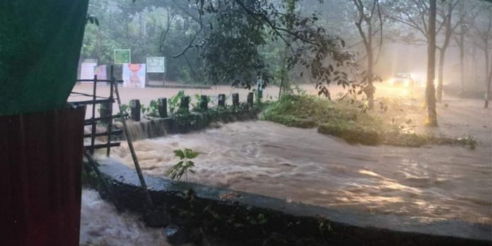 കനത്ത മഴ ; പ്രകൃതി ദുരന്തങ്ങൾക്ക് സാധ്യത ഉള്ളതിനാൽ ജനങ്ങൾ അധികൃതരുടെ നിർദേശങ്ങൾ പാലിക്കണം ; ജോസ് കെ മാണി കനത്ത മഴ ; പ്രകൃതി ദുരന്തങ്ങൾക്ക് സാധ്യത ഉള്ളതിനാൽ ജനങ്ങൾ അധികൃതരുടെ നിർദേശങ്ങൾ പാലിക്കണം ; ജോസ് കെ മാണി