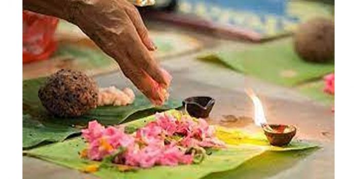കർക്കിടക വാവുബലി : ബലിതർപ്പണം നടത്തി വിശ്വാസികൾ – ഉച്ചവരെ തുടരും കർക്കിടക വാവുബലി : ബലിതർപ്പണം നടത്തി വിശ്വാസികൾ – ഉച്ചവരെ തുടരും
