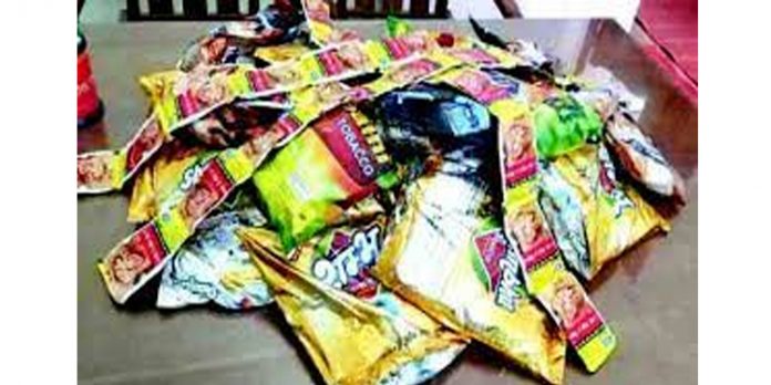 നിരോധിത പുകയില ഉത്പന്നങ്ങൾ പിടിച്ചെടുത്തു നിരോധിത പുകയില ഉത്പന്നങ്ങൾ പിടിച്ചെടുത്തു