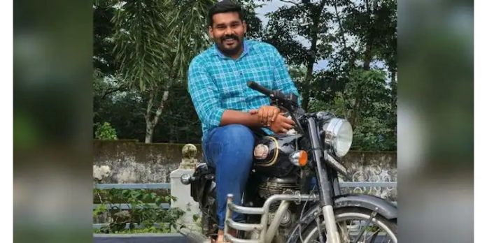 വിവാഹ വാഗ്ദാനം നൽകി പീഡിപ്പിച്ചെന്ന് പരാതി ; യൂത്ത് കോൺഗ്രസ് നേതാവ് അറസ്റ്റിൽ വിവാഹ വാഗ്ദാനം നൽകി പീഡിപ്പിച്ചെന്ന് പരാതി ; യൂത്ത് കോൺഗ്രസ് നേതാവ് അറസ്റ്റിൽ