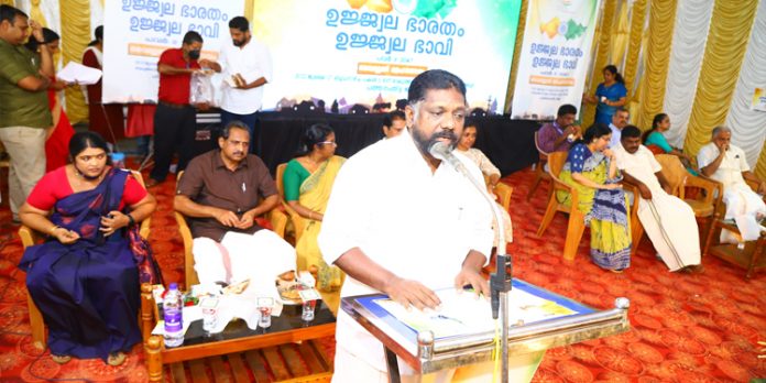 സമ്പൂര്ണ വൈദ്യുതവത്ക്കരണമെന്ന നേട്ടം കേരളം മുന്പേ കൈവരിച്ചു : ഡെപ്യുട്ടി സ്പീക്കര് സമ്പൂര്ണ വൈദ്യുതവത്ക്കരണമെന്ന നേട്ടം കേരളം മുന്പേ കൈവരിച്ചു : ഡെപ്യുട്ടി സ്പീക്കര്