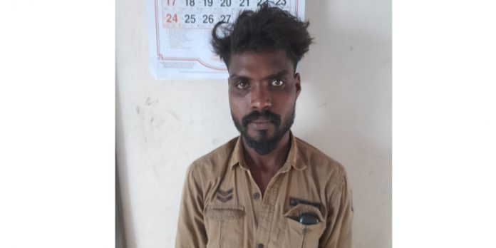 മദ്യപിച്ച് സ്വകാര്യബസ്സ് ഓടിച്ച ഡ്രൈവറെ അറസ്റ്റ് ചെയ്തു മദ്യപിച്ച് സ്വകാര്യബസ്സ് ഓടിച്ച ഡ്രൈവറെ അറസ്റ്റ് ചെയ്തു