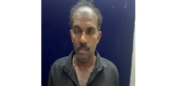 പതിനാറുകാരിയ്ക്ക് ലൈംഗിക പീഡനം : അമ്മയും സുഹൃത്തും പിടിയിൽ പതിനാറുകാരിയ്ക്ക് ലൈംഗിക പീഡനം : അമ്മയും സുഹൃത്തും പിടിയിൽ