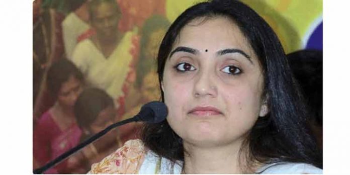 ‘നേരിട്ട് സുപ്രീംകോടതിയിലേക്ക് വന്നത് പോലും അവരുടെ ധാര്ഷ്ട്യം’ ; കനത്ത ഭാഷയില് കോടതി ‘നേരിട്ട് സുപ്രീംകോടതിയിലേക്ക് വന്നത് പോലും അവരുടെ ധാര്ഷ്ട്യം’ ; കനത്ത ഭാഷയില് കോടതി