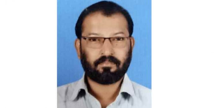 കോന്നിയില് ബേക്കറി വ്യാപാരി കടക്കുള്ളില് തൂങ്ങി മരിച്ചു കോന്നിയില് ബേക്കറി വ്യാപാരി കടക്കുള്ളില് തൂങ്ങി മരിച്ചു