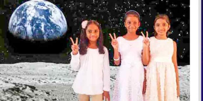 ചന്ദ്രനിലേക്ക് സാങ്കല്പിക യാത്ര നടത്തി കുട്ടികള് ചന്ദ്രനിലേക്ക് സാങ്കല്പിക യാത്ര നടത്തി കുട്ടികള്