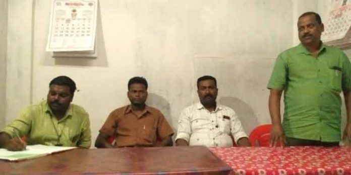 ദുരന്തമേഖലകളില് പ്രതിരോധ പ്രവര്ത്തനങ്ങളില് ഏര്പ്പെടുന്നതിന് എ.ഐ.വൈ.എഫിന്റെ ഭഗത്സിംഗ് യൂത്ത് ഫോഴ്സ് ദുരന്തമേഖലകളില് പ്രതിരോധ പ്രവര്ത്തനങ്ങളില് ഏര്പ്പെടുന്നതിന് എ.ഐ.വൈ.എഫിന്റെ ഭഗത്സിംഗ് യൂത്ത് ഫോഴ്സ്