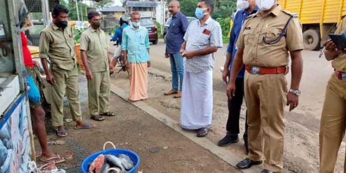 പത്തനംതിട്ടയില് പഴകിയ ഭക്ഷണവും പുഴുത്ത മീനും ; തീര്ന്നില്ല …ഒടുക്കത്തെ വിലയും… പത്തനംതിട്ടയില് പഴകിയ ഭക്ഷണവും പുഴുത്ത മീനും ; തീര്ന്നില്ല …ഒടുക്കത്തെ വിലയും…