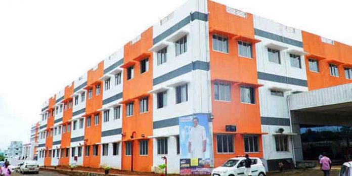 കോന്നി മെഡിക്കൽ കോളേജ് ; ആരോഗ്യ മന്ത്രിയും എം.എൽ.എയും ഉത്തരം പറയണം – സാമുവൽ കിഴക്കുപുറം കോന്നി മെഡിക്കൽ കോളേജ് ; ആരോഗ്യ മന്ത്രിയും എം.എൽ.എയും ഉത്തരം പറയണം – സാമുവൽ കിഴക്കുപുറം