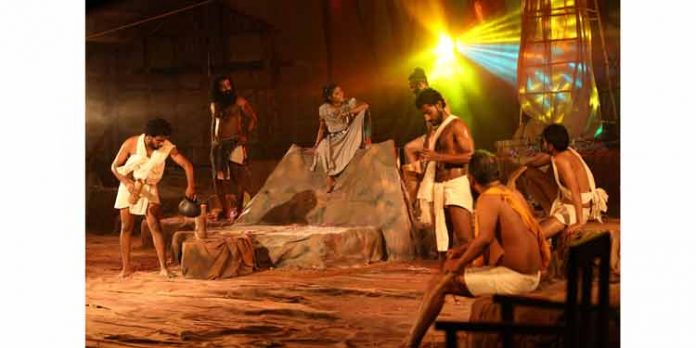 ‘ജണ്ട’ എന്ന നാടകം നേരെഴുത്തിന്റെ ദൃശ്യാവിഷ്കാരമായി ‘ജണ്ട’ എന്ന നാടകം നേരെഴുത്തിന്റെ ദൃശ്യാവിഷ്കാരമായി
