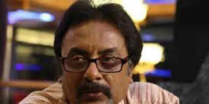 പ്രതാപ് ചിലപ്പോള് വിസ്മൃതിയില് ആണ്ടു പോയേക്കാം. പക്ഷേ, ‘തകര ‘ ജീവിക്കും..’ എന്ന് സംവിധായകന് ഭദ്രന് പ്രതാപ് ചിലപ്പോള് വിസ്മൃതിയില് ആണ്ടു പോയേക്കാം. പക്ഷേ, ‘തകര ‘ ജീവിക്കും..’ എന്ന് സംവിധായകന് ഭദ്രന്
