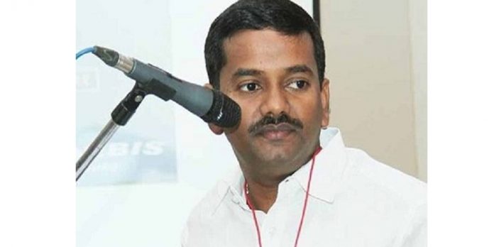 പ്രമോദ് നാരായണ് എം.എൽ.എയുടെ ഇടപെടൽ : മധ്യവയസ്കനെ മർദ്ദിച്ച റാന്നി പോലീസ് സ്റ്റേഷനിലെ ഡ്രൈവർക്ക് സ്ഥലം മാറ്റം പ്രമോദ് നാരായണ് എം.എൽ.എയുടെ ഇടപെടൽ : മധ്യവയസ്കനെ മർദ്ദിച്ച റാന്നി പോലീസ് സ്റ്റേഷനിലെ ഡ്രൈവർക്ക് സ്ഥലം മാറ്റം