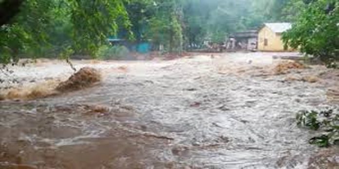 കണ്ണൂർ ചെറുപുഴ കാനംവയലിൽ ഉരുൾപൊട്ടൽ കണ്ണൂർ ചെറുപുഴ കാനംവയലിൽ ഉരുൾപൊട്ടൽ