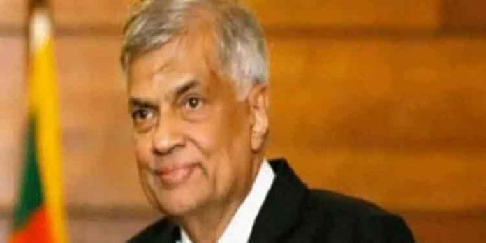 റെനില് വിക്രമസിംഗെ ആക്ടിങ് പ്രസിഡന്റായി സത്യപ്രതിജ്ഞ ചെയ്തു റെനില് വിക്രമസിംഗെ ആക്ടിങ് പ്രസിഡന്റായി സത്യപ്രതിജ്ഞ ചെയ്തു