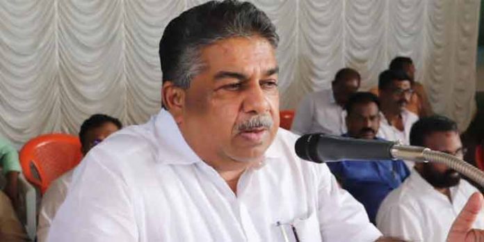 സജി ചെറിയാനെതിരായ കേസുമായി ഏതറ്റംവരെയും പോകുമെന്ന് പരാതിക്കാരനായ അഭിഭാഷകന് ബൈജു നോയല് സജി ചെറിയാനെതിരായ കേസുമായി ഏതറ്റംവരെയും പോകുമെന്ന് പരാതിക്കാരനായ അഭിഭാഷകന് ബൈജു നോയല്