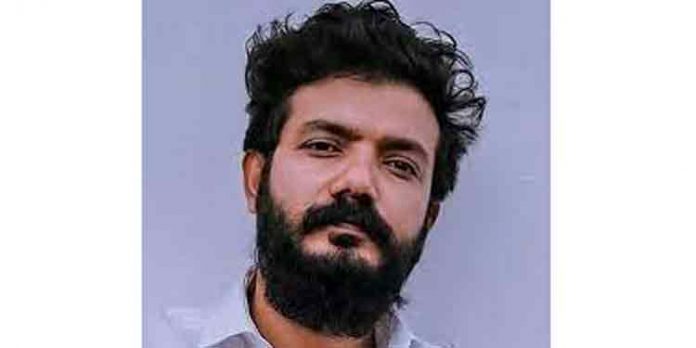 നടന് ശ്രീനാഥ് ഭാസിക്കെതിരെ പരാതി നടന് ശ്രീനാഥ് ഭാസിക്കെതിരെ പരാതി
