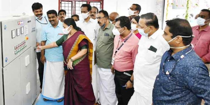 സര്ക്കാര് ആശുപത്രികളില് മികച്ച ചികിത്സ ലഭ്യമാക്കുന്നതു ലക്ഷ്യമിട്ടാണ് സ്പെഷ്യാലിറ്റി സര്വീസുകള് ആരംഭിക്കുന്നത് : മന്ത്രി വീണാ ജോര്ജ് സര്ക്കാര് ആശുപത്രികളില് മികച്ച ചികിത്സ ലഭ്യമാക്കുന്നതു ലക്ഷ്യമിട്ടാണ് സ്പെഷ്യാലിറ്റി സര്വീസുകള് ആരംഭിക്കുന്നത് : മന്ത്രി വീണാ ജോര്ജ്
