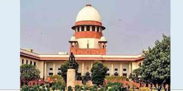 പെഗസസ് ചാരവൃത്തി : അന്തിമ റിപ്പോർട്ട് സുപ്രീംകോടതിയിൽ പെഗസസ് ചാരവൃത്തി : അന്തിമ റിപ്പോർട്ട് സുപ്രീംകോടതിയിൽ