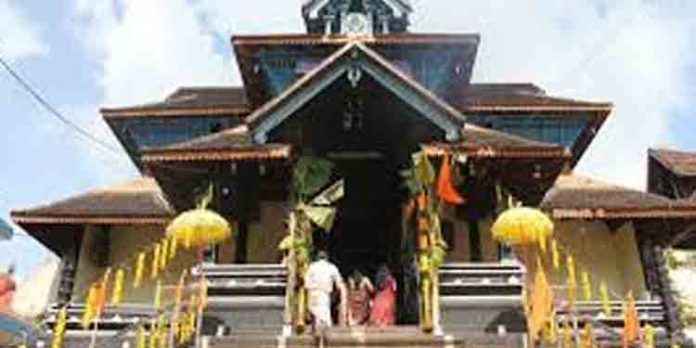 വിശ്വപ്രസിദ്ധമായ ആറന്മുള വള്ള സദ്യ ഇന്ന് വിശ്വപ്രസിദ്ധമായ ആറന്മുള വള്ള സദ്യ ഇന്ന്