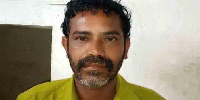 സുഹൃത്തിന്റെ വീട്ടിലേക്ക് പോയ 19 കാരനെ ക്രൂരമായി മര്ദ്ദിച്ച നാലംഗ സംഘത്തിലെ ഒരാള് അറസ്റ്റില് സുഹൃത്തിന്റെ വീട്ടിലേക്ക് പോയ 19 കാരനെ ക്രൂരമായി മര്ദ്ദിച്ച നാലംഗ സംഘത്തിലെ ഒരാള് അറസ്റ്റില്